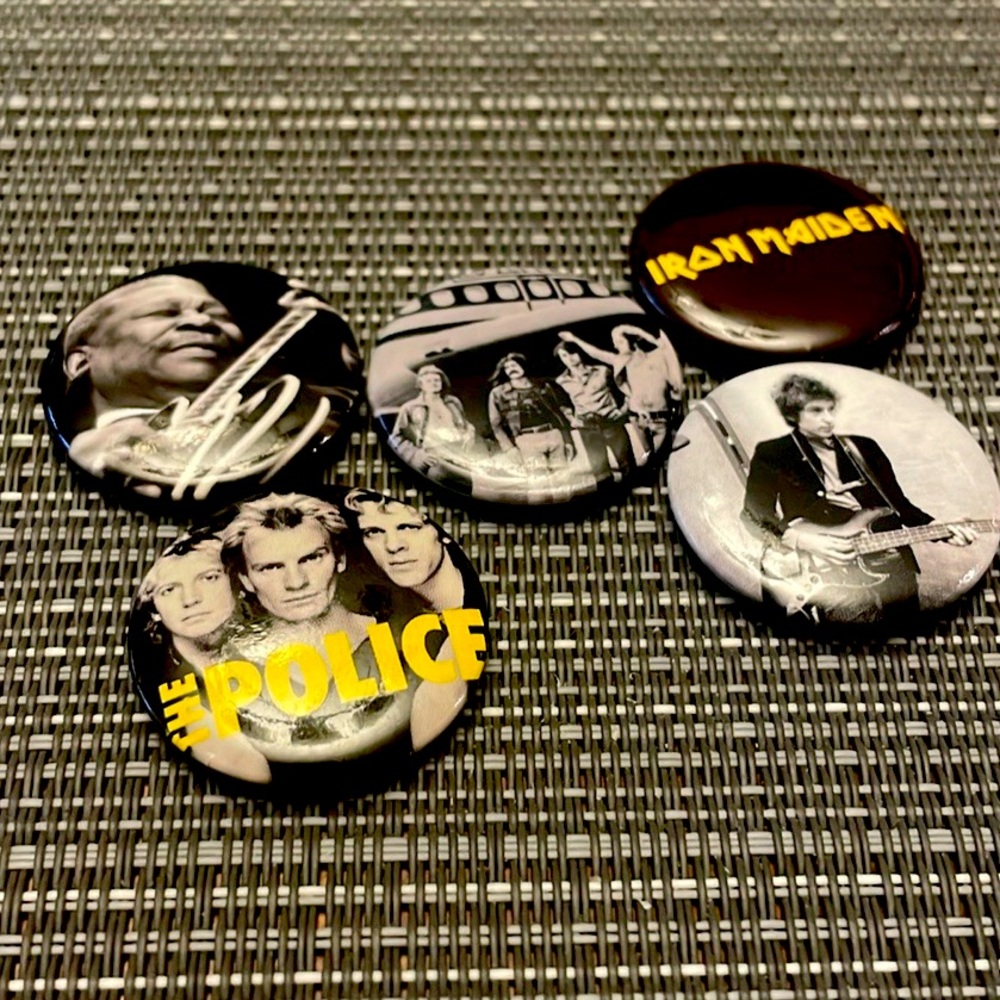 🎸5 Rockstar pins